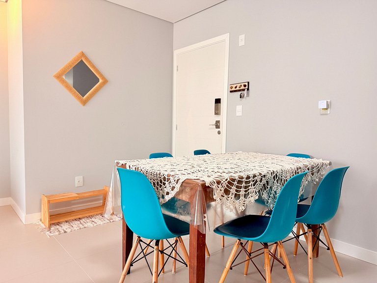 Piscina de Resort, Clima de Praia, 400 m do Mar!