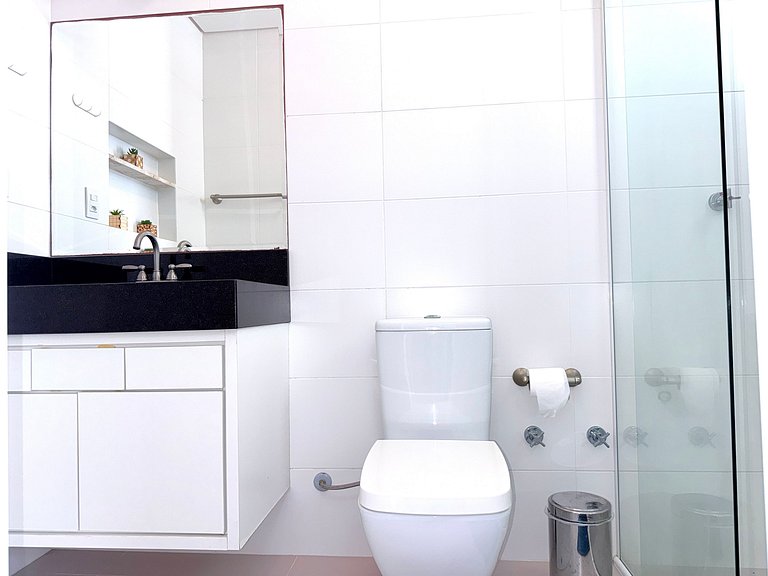 Piscina de Resort, Clima de Praia, 400 m do Mar!