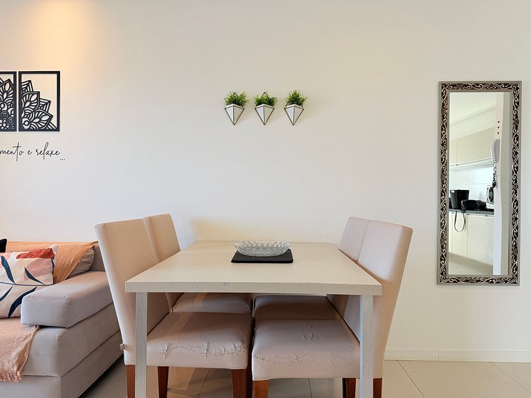 Vista incrível do mar + piscina e praia pertinho