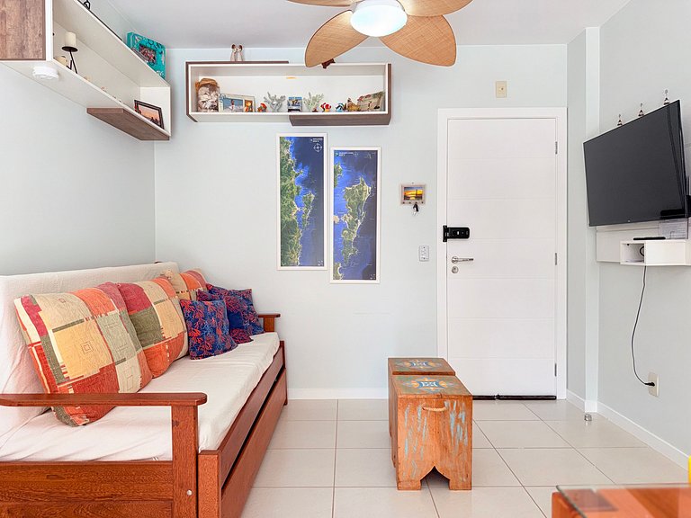 Ground floor apartment, between swimming pools, sun and beac