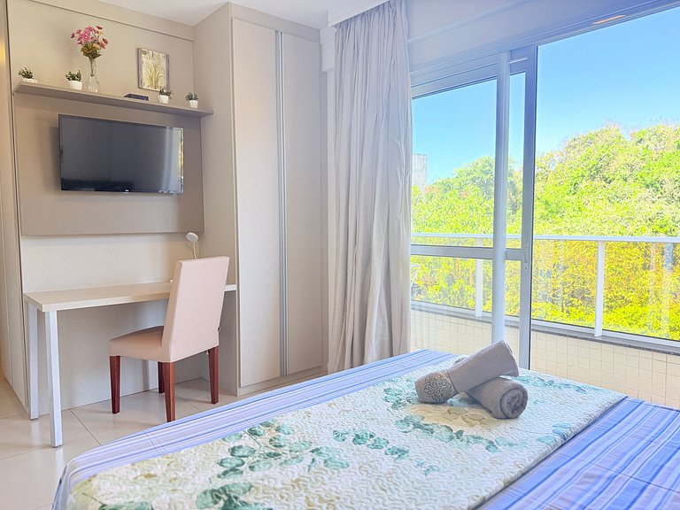 Aconchego com Vista das arvores,1 quarto, pertinho do mar!