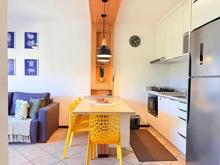 Refúgio familiar c/quiosque, piscinas e praia