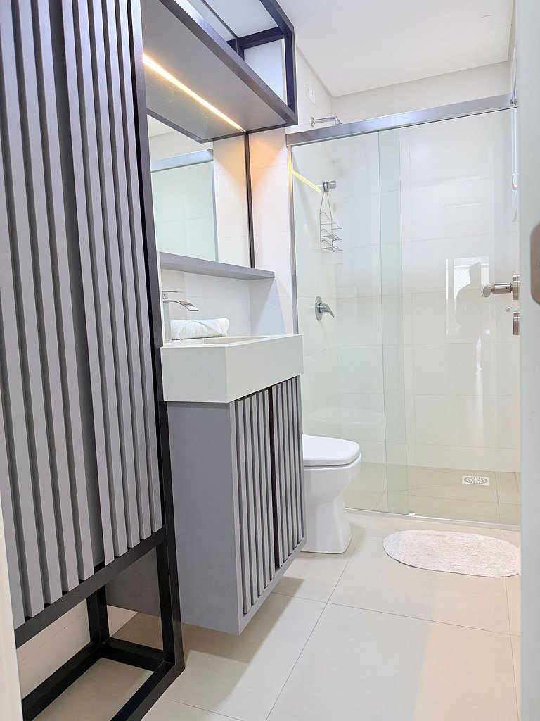 Você na praia c/ Vistas e Piscinas deslumbrantes