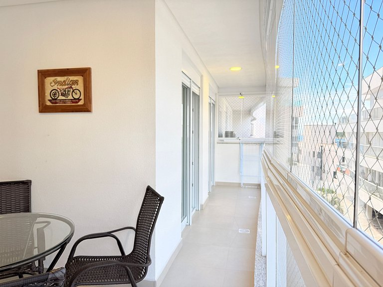 Você na praia c/ Vistas e Piscinas deslumbrantes