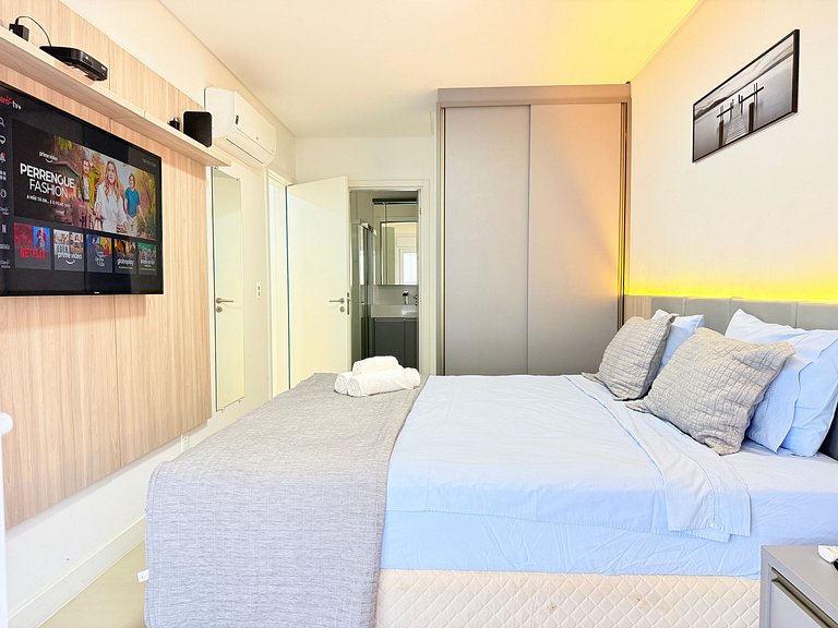 Você na praia c/ Vistas e Piscinas deslumbrantes