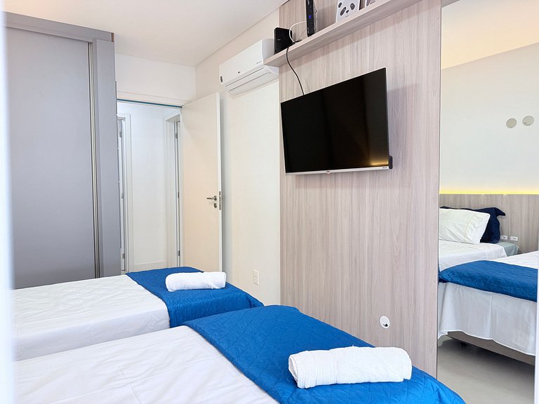 Você na praia c/ Vistas e Piscinas deslumbrantes