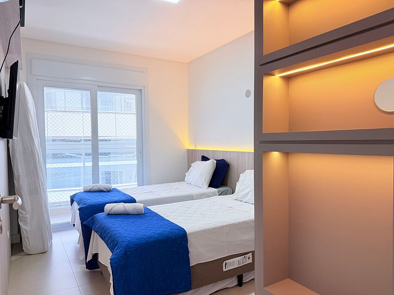 Você na praia c/ Vistas e Piscinas deslumbrantes