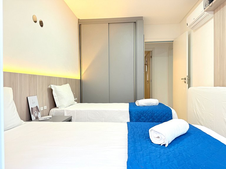 Você na praia c/ Vistas e Piscinas deslumbrantes