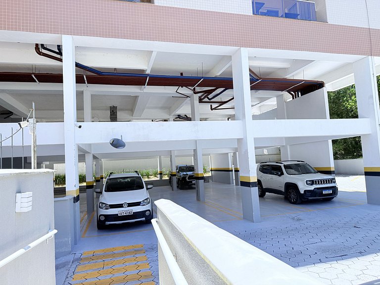 Apê 1 dorm. garagens grandes- Passos da Praia e centrinho do