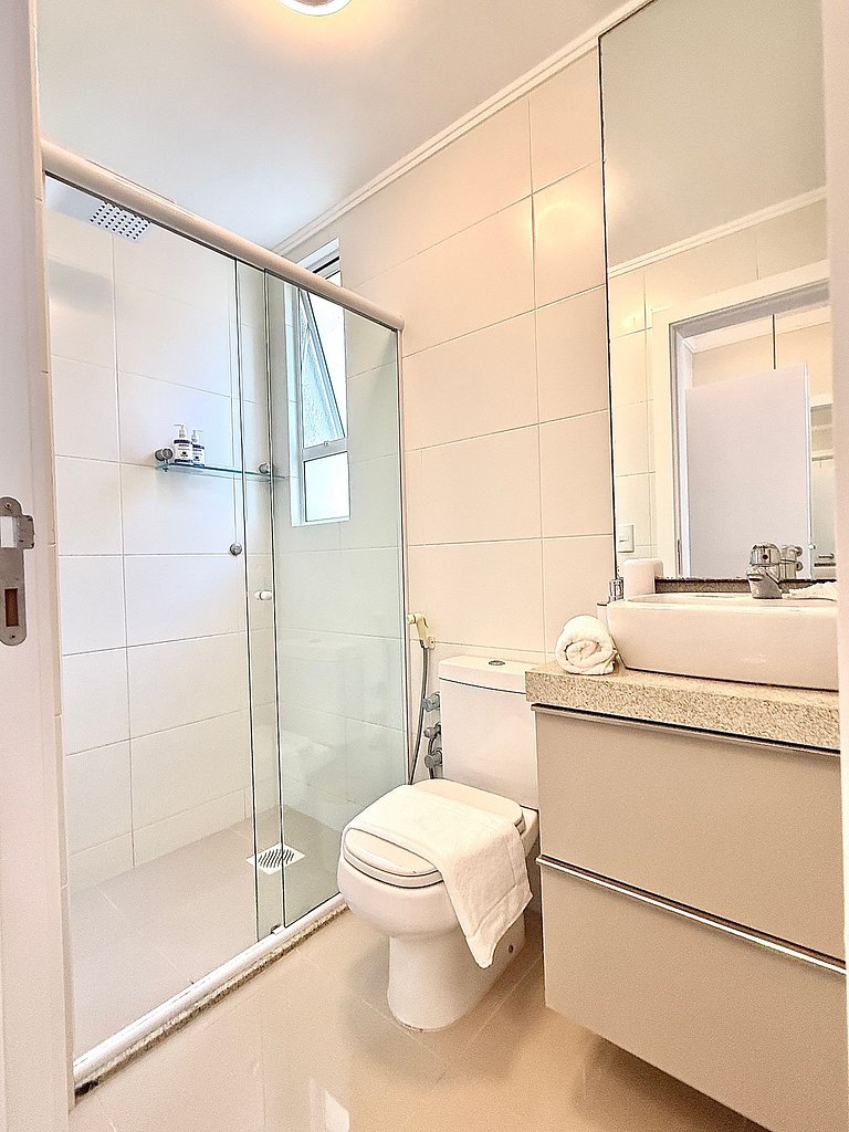Praia & Piscina - Residencial pé na areia