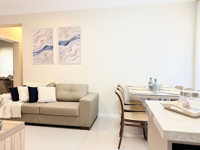 Apê c/ 2 suítes em residencial beira Mar c/piscin