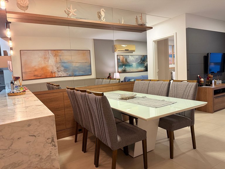 Apê c/ Vista do mar e piscinas fascinantes