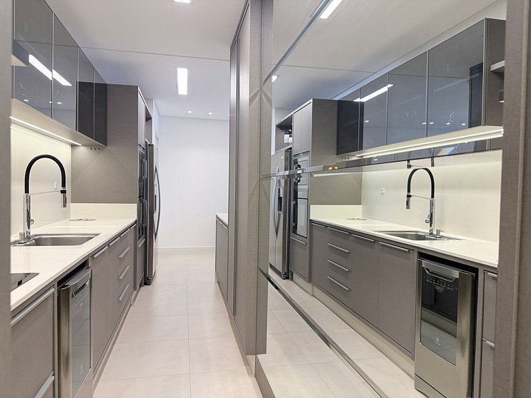 Luxo e mar, Piscinas e vistas incríveis nos Ingleses