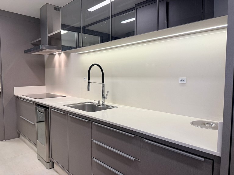 Luxo e mar, Piscinas e vistas incríveis nos Ingleses