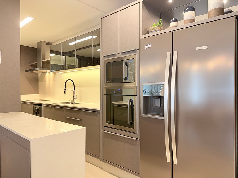 Luxo e mar, Piscinas e vistas incríveis nos Ingleses