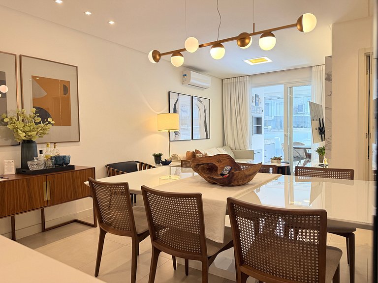 Luxo e mar, Piscinas e vistas incríveis nos Ingleses