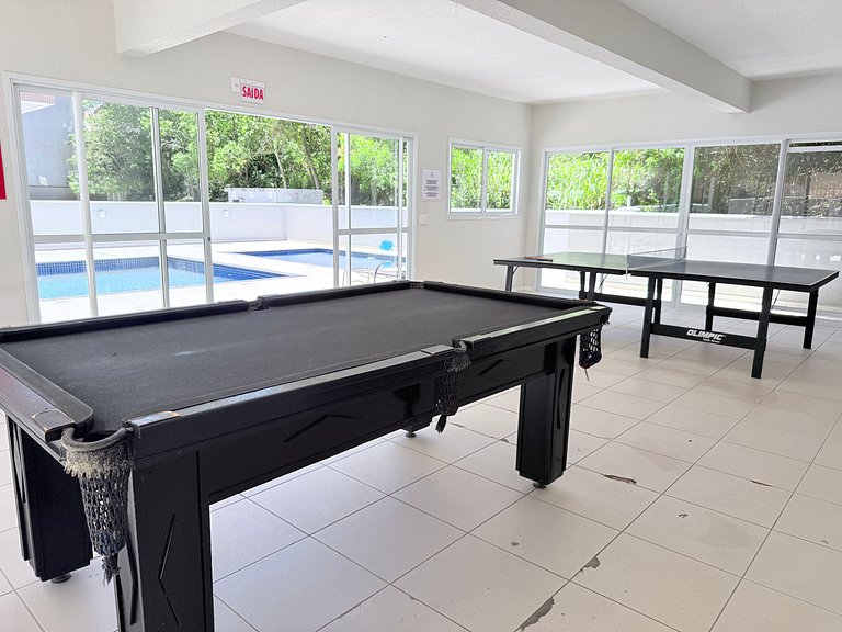 Aconchego com Vista da piscina ,1 quarto, pertinho do mar!