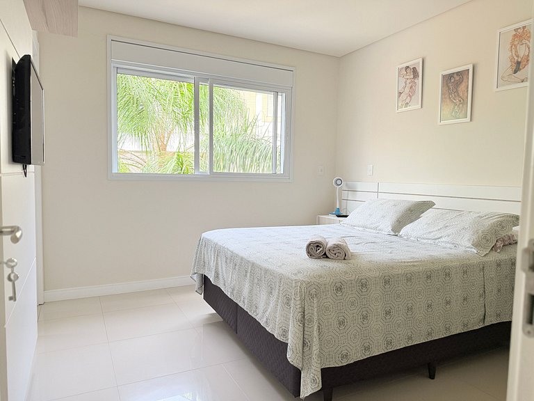 Férias próximo à natureza c/Piscina 250 mts praia