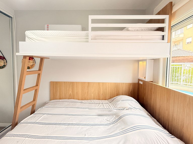 Ground floor apartment, between swimming pools, sun and beac