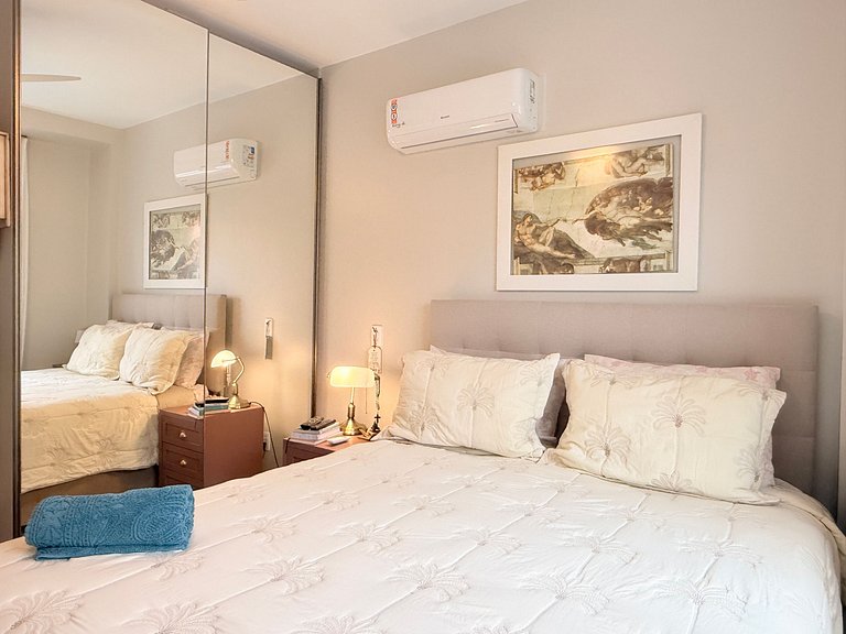 Ground floor apartment, between swimming pools, sun and beac