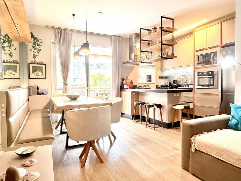 Ground floor apartment, between swimming pools, sun and beac