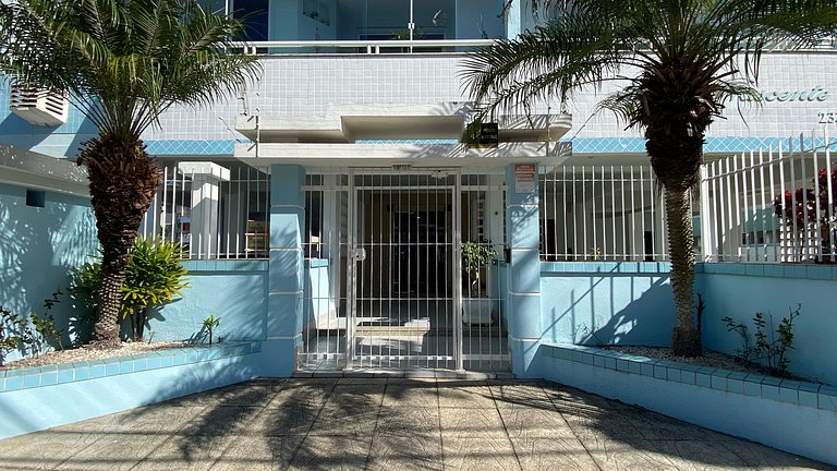 Praticidade e conforto à 1 quadra da praia&piscina